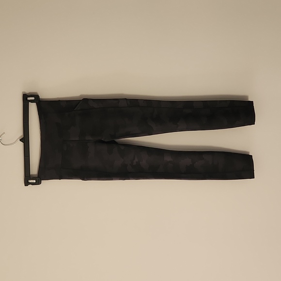 Lululemon Invigorate High Rise Tight 25" Size 4 Incognito Camo Multi Grey - Picture 7 of 11